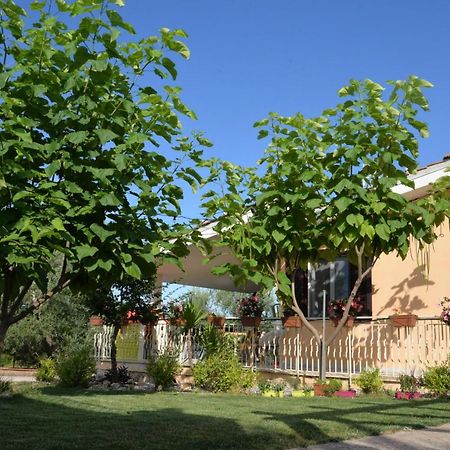 B&B Lara Santola Corato Exterior photo