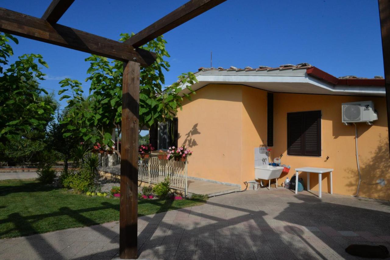 B&B Lara Santola Corato Exterior photo